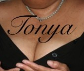 Chicago Escort Mstonya   Adult Entertainer in United States, Female Adult Service Provider, American Escort and Companion.