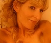 Palm Springs Escort Hunnybuns   Adult Entertainer in United States, Female Adult Service Provider, American Escort and Companion.