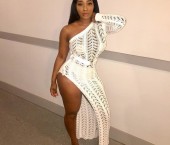 Dubai Escort bellas Adult Entertainer in United Arab Emirates, Female Adult Service Provider, Escort and Companion.