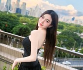 Jakarta Escort Naomi Adult Entertainer in Indonesia, Female Adult Service Provider, Chinese Escort and Companion.