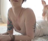 Toronto Escort Shalom  Harloe Adult Entertainer in Canada, Female Adult Service Provider, Canadian Escort and Companion.