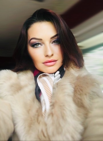 Stuttgart Escort Stephanie Adult Entertainer in Germany, Female Adult Service Provider, Escort and Companion.