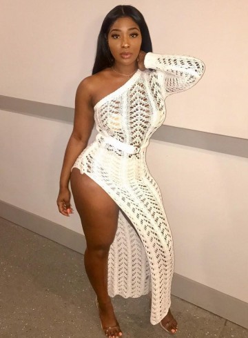 Dubai Escort bellas Adult Entertainer in United Arab Emirates, Female Adult Service Provider, Escort and Companion.