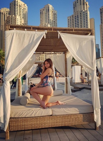 Dubai Escort isable Adult Entertainer in United Arab Emirates, Female Adult Service Provider, Romanian Escort and Companion.