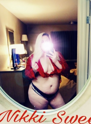 Indianapolis Escort Nikki  Sweets Adult Entertainer in United States, Female Adult Service Provider, Escort and Companion.