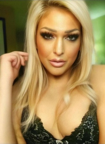 Phoenix Escort Sloane Adult Entertainer in United States, Female Adult Service Provider, American Escort and Companion.