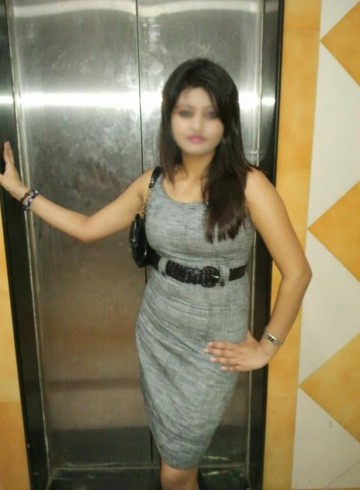 Escort Vidhisha Adult Entertainer, Female Adult Service Provider, Indian Escort and Companion.